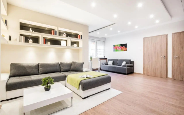 BpR Garay Suite with rooftop terrace & A/C