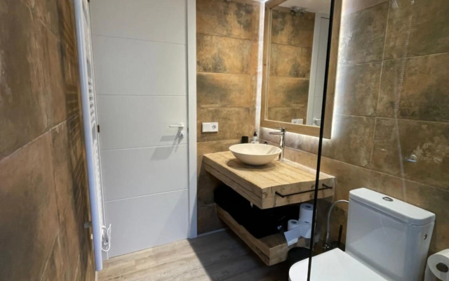 Modern apartment in the heart of Old Town Girona