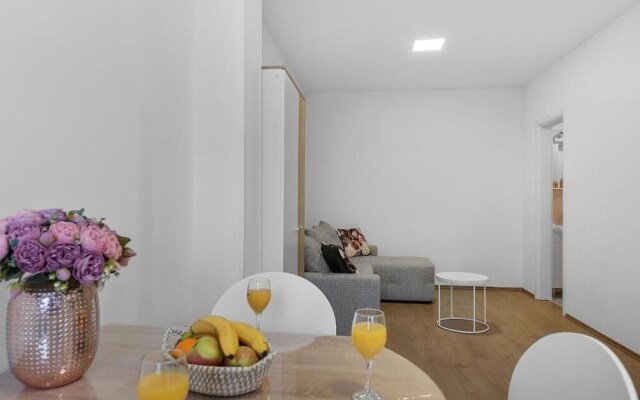 Hostel Elli