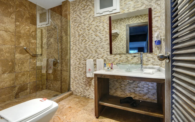 Sarpedor Boutique Hotel & SPA