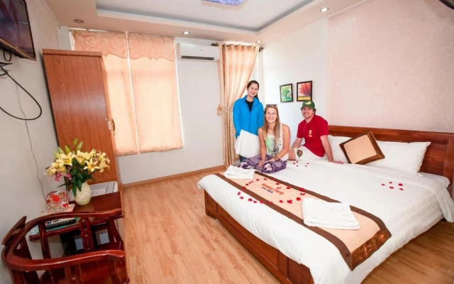 Halong Party Hotel