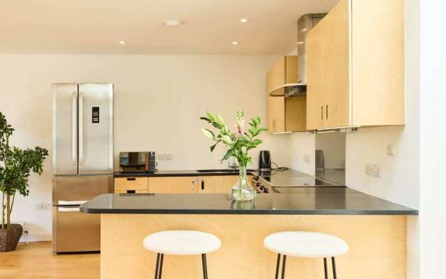 The Putney Wonder - Dazzling 3bdr Flat With Garden