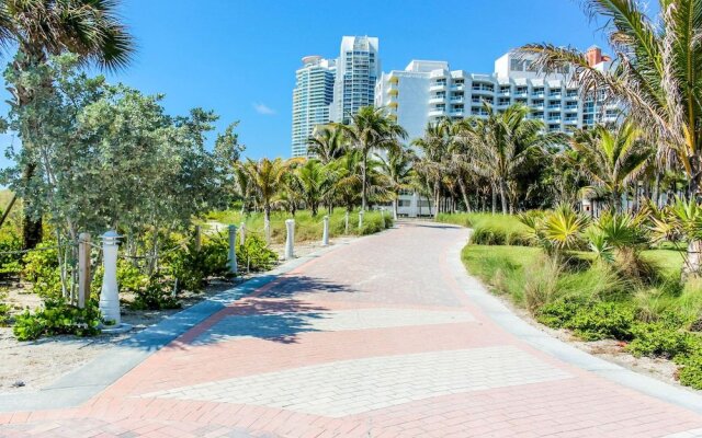 Madison South Beach Suites by SV Rentals