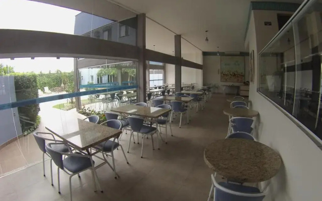 Aero Park Hotel