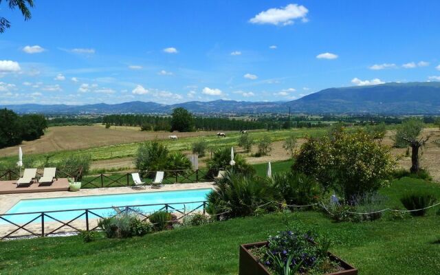 L'Olmo Agriturismo Di Charme