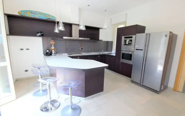 Villa Oliveto with Pool and Lake view