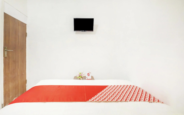 OYO 2394 Hotel Brosta