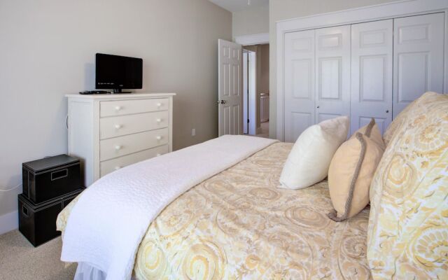 Magnolia Bay 8585