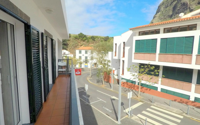 Pereira Place - The Dream