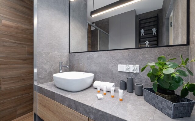 Tauron Arena Crakow Apartment by Renters
