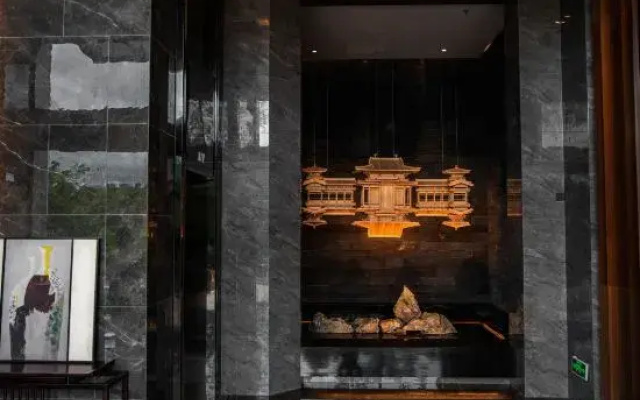 Yoese Hotel