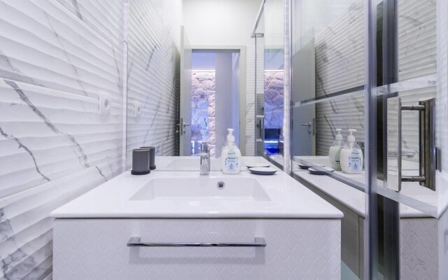 Downtown Charming and Quiet Apartment