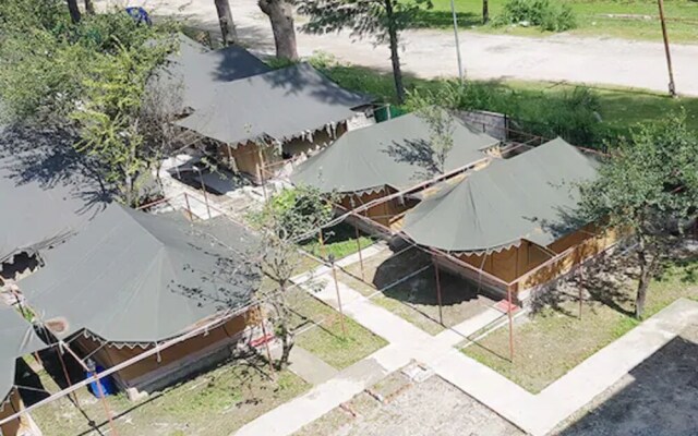 Hotel Aman Place Kasol