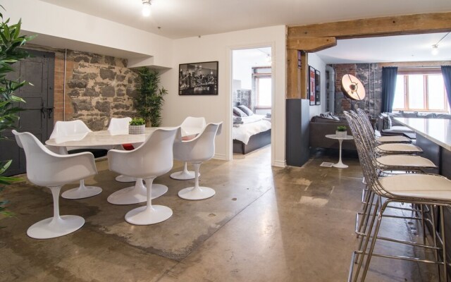 1821 Industrial Loft in Old Port by Nuage