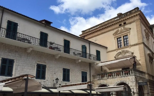 Historic Boutique Hotel Cattaro