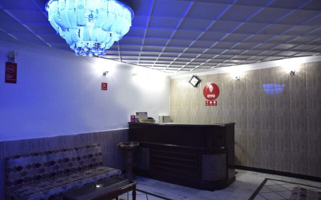OYO 10432 Hotel Swaran Palace