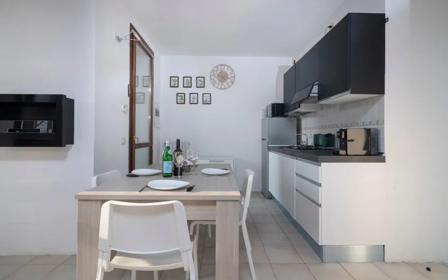 Porto Letizia Ferrara 1