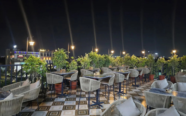 Hotel Royal Orbit
