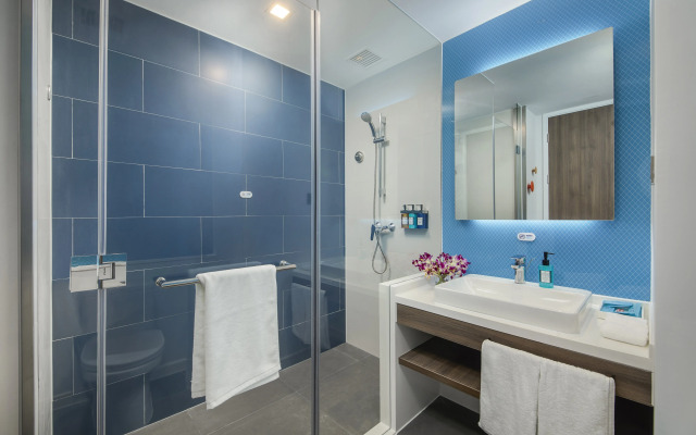 Holiday Inn Express Shanghai Xuhui Binjiang by IHG