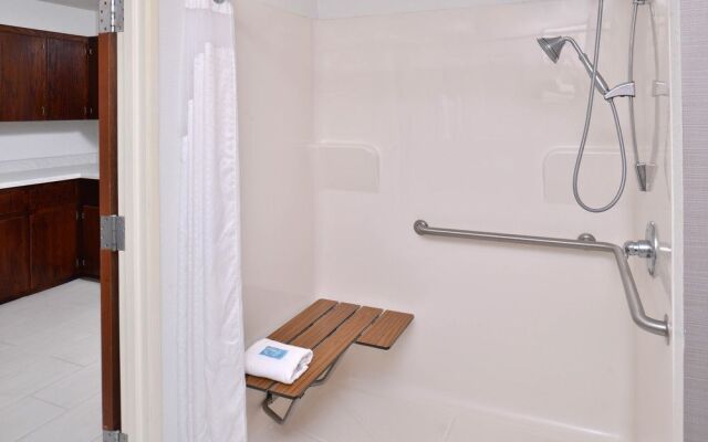Holiday Inn Express Hotel & Suites Lonoke I-40 (Exit 175)
