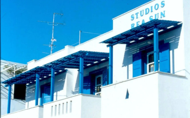 Rea Sun Hotel Studios Apartments