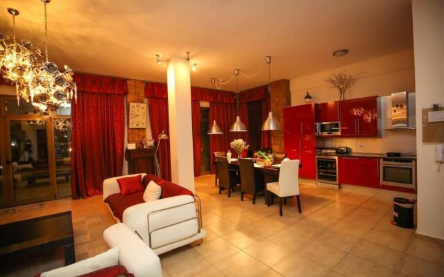 Sani Villa Lili 5