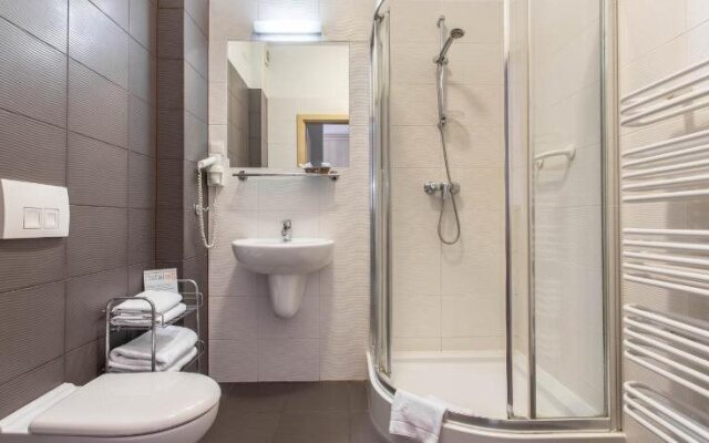 Mtj Business Hotel