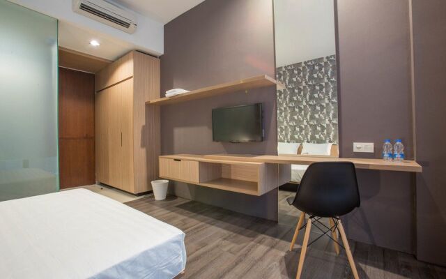RedDoorz Near WTC Sudirman 2