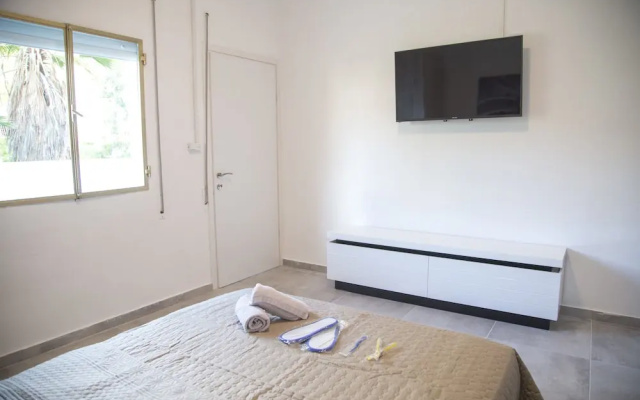Rooms at R&A apartment