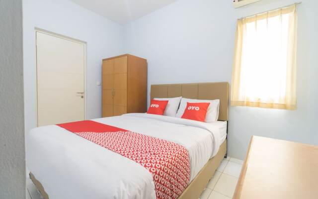 OYO 2110 Rotterdam Guest House
