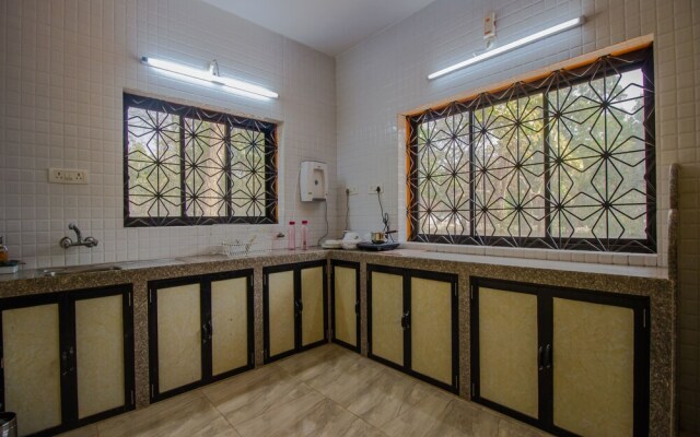 OYO 13914 Home Graceful Studio Siolim