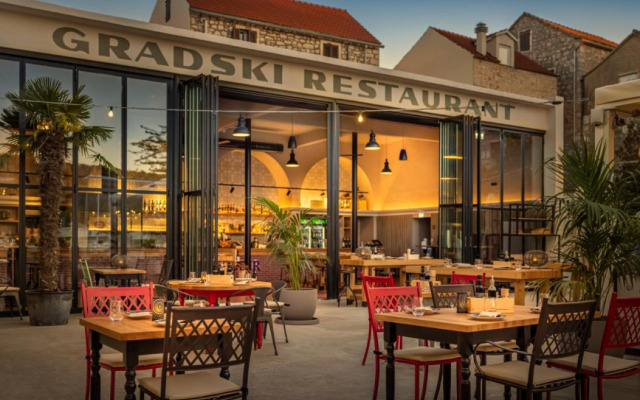 [PLACES] Hvar by Valamar