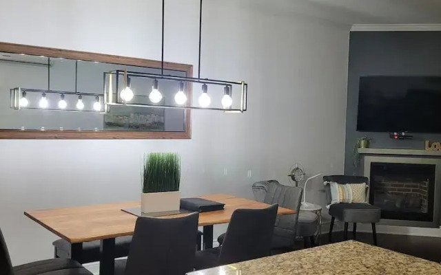Champlain Condo 202