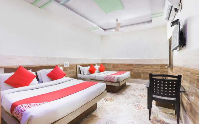 Hotel Sher - E - Punjab by OYO Rooms