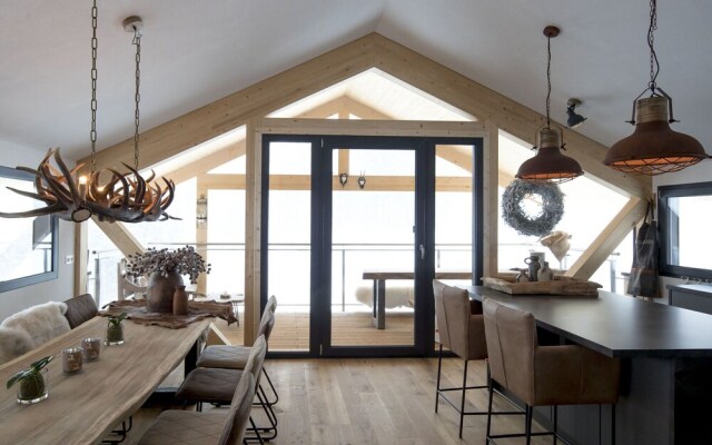 Chalet With Panoramic Sauna