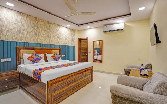 Fabhotel Angel Pink Residency