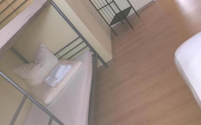 Doppelbettzimmer mit Bad