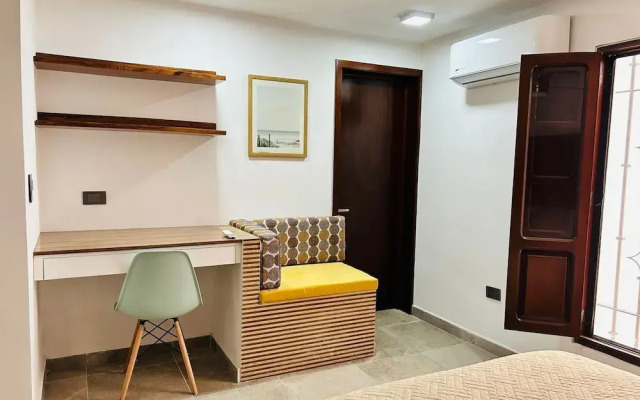 Meson del Capitan Apartments