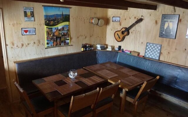Hostal Tronco Del Aleman