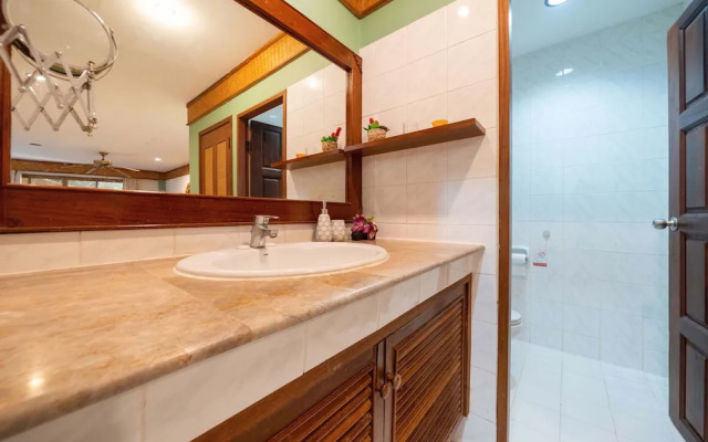 Bougainvillea 3BR Apartment 216 in Kata