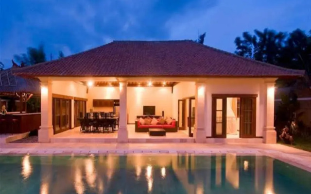 Villa Santhi