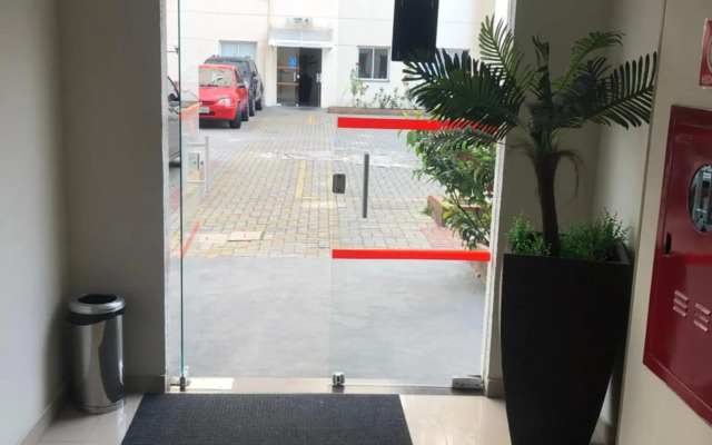 Apartamento bem Localizado