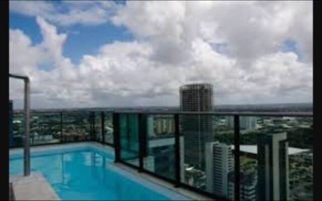 Golden Home Shopping