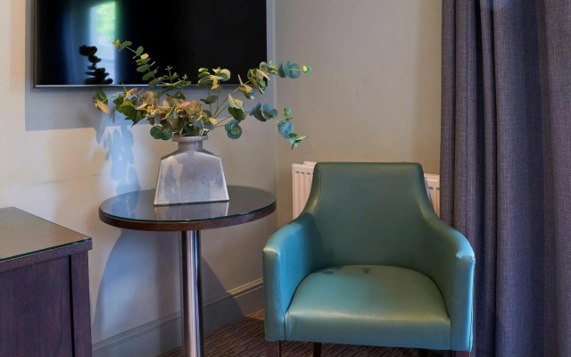 Mandolay Hotel Guildford