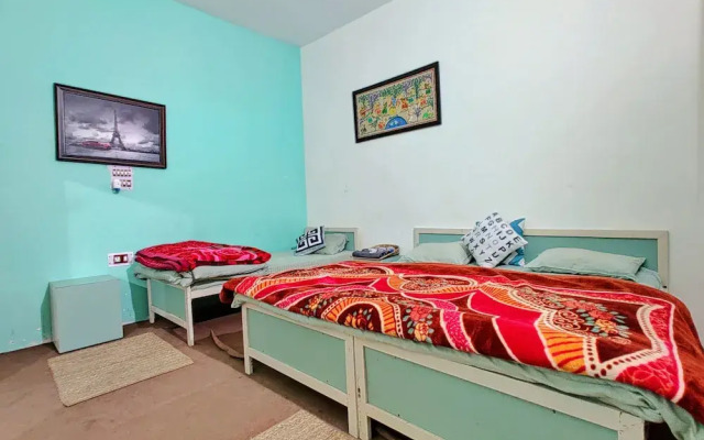 The Bunker House Cafe and Stay