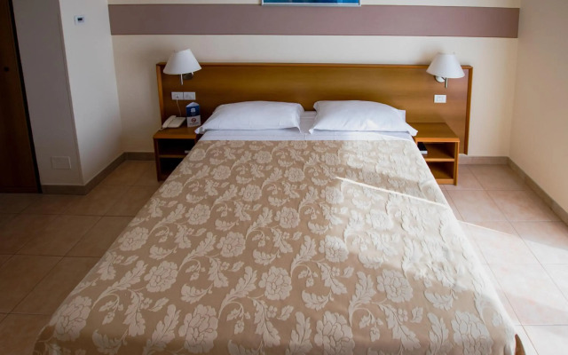 Hotel Alpi
