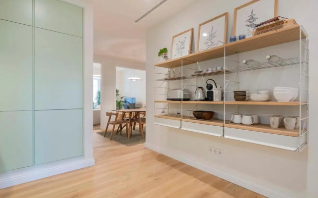 Amazing 5 bedrooms 5 bathrooms by Plaza Catalunya