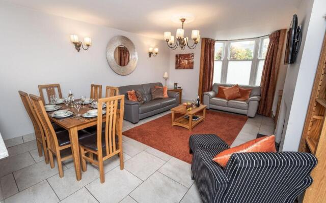 Bridge House Apartment 1
