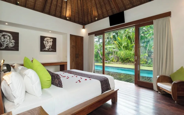 Ku Estate by Villa Finder – Guest Rooms – Kuta