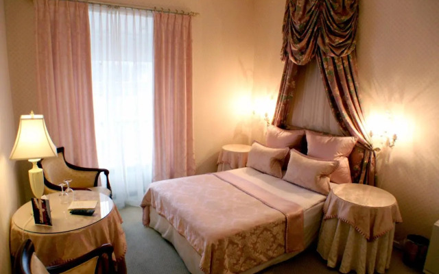 Store Restrup Slotshotel